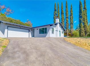 32633 El Cariso Rd, Lake Elsinore, CA 92530