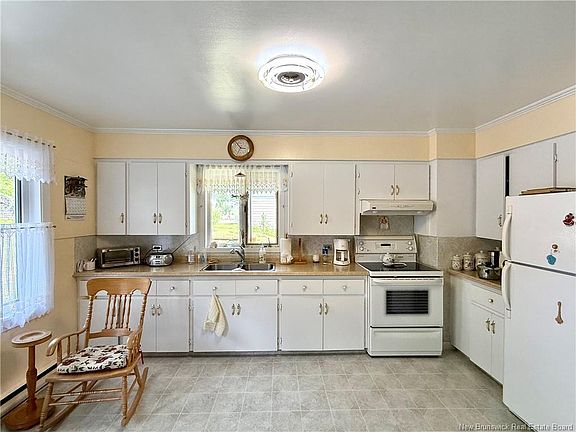 4th image of 88 Daigle Rd