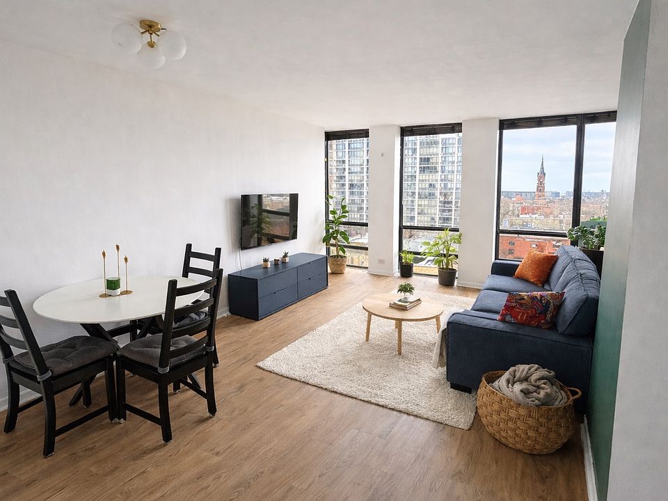 1st image of 1660 N La Salle St #810