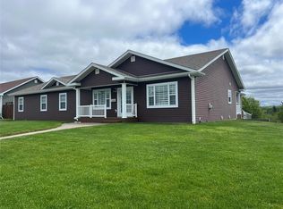 138 Harmsworth Dr, Grand Falls Windsor, NL A2A2Y8