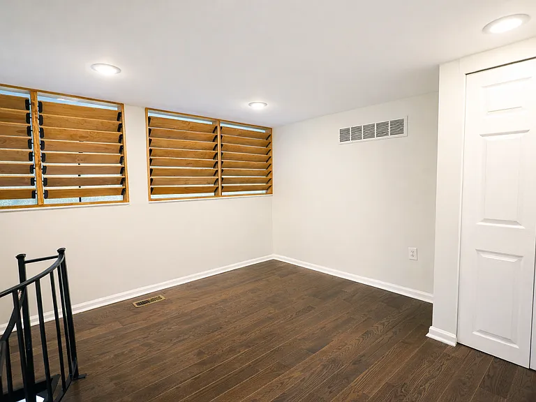 2311 Maryland Ave #B — Photo 16
