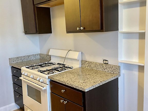 2nd image of 3245 Wisconsin Ave #3N