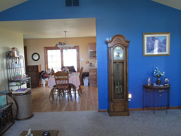 2nd image of 6599 Ravenwood Ave