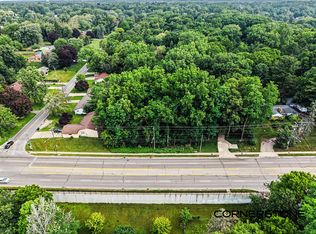 2345 Lake Michigan Dr NW, Grand Rapids, MI 49504