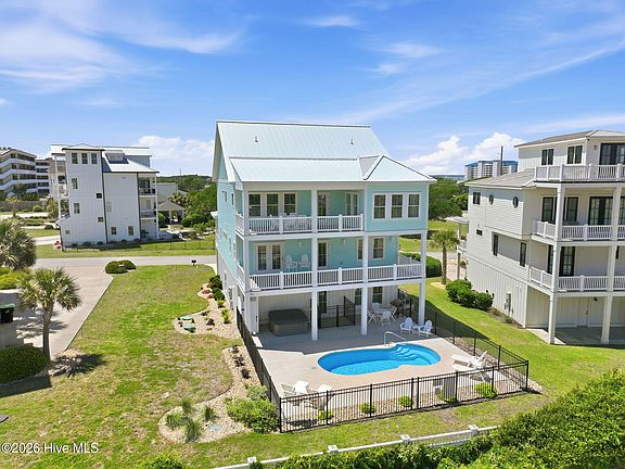 5th image of 109 Ocean Bluff Drive
