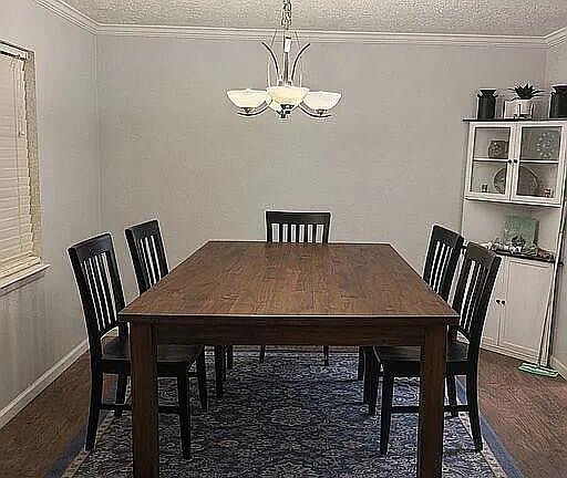 4th image of 3225 Riverbend Rd