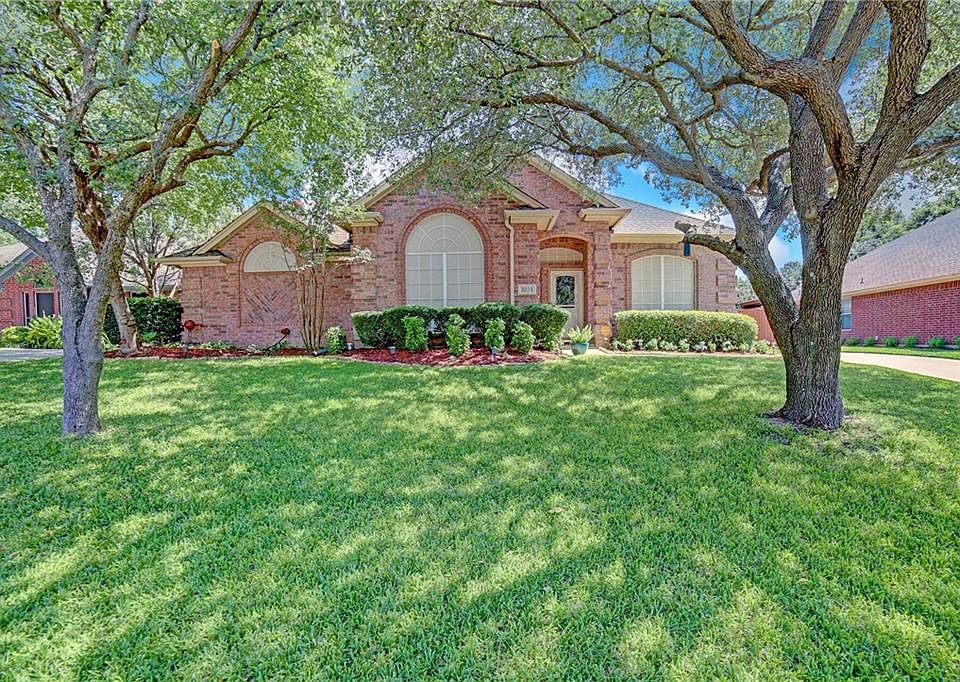 1st image of 1024 Shady Hill Ln