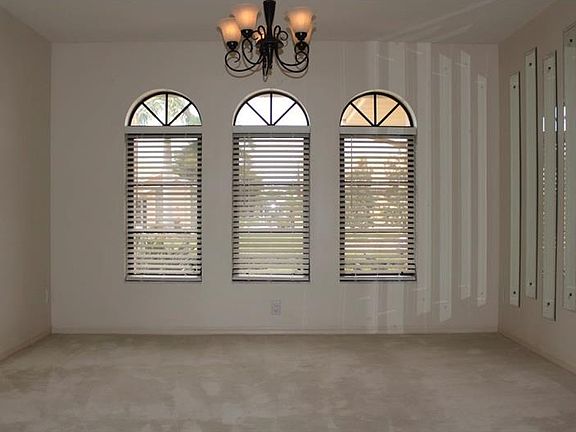 3rd image of 1105 Lucia Dr