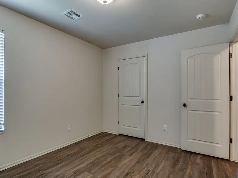 412 Chalk Hill Ct — Photo 24