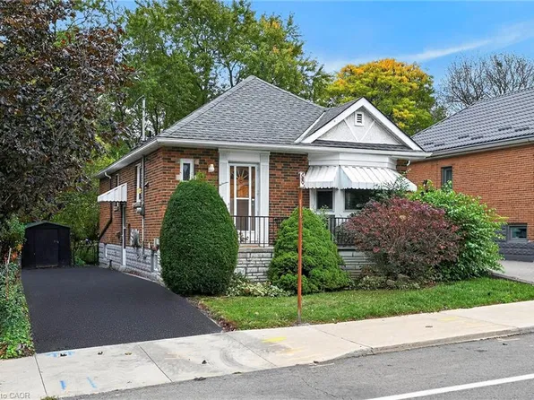 603 Upper Wentworth St, Hamilton, ON L9A 4V1