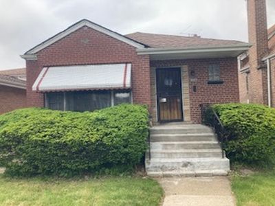 8820 S Ridgeland Ave, Chicago, IL, 60617