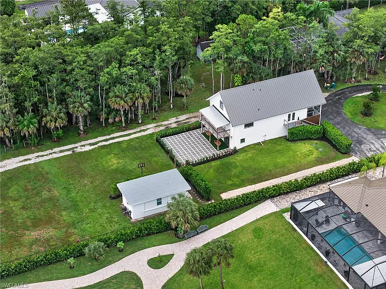 5191 Coral Wood Dr — Photo 6