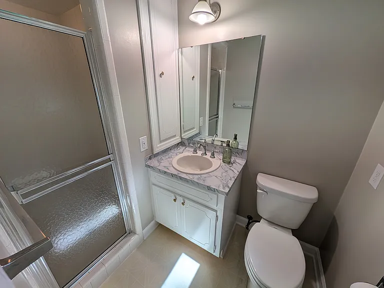 103 Abingdon Cir — Photo 6