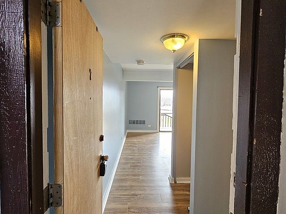 4th image of 58 Vail Colony APT 7