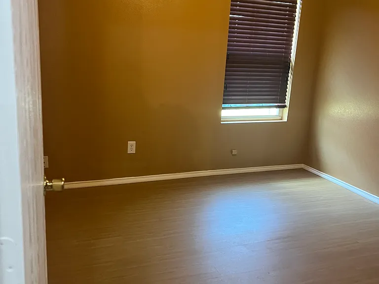 7646 Concordia Ln — Photo 10