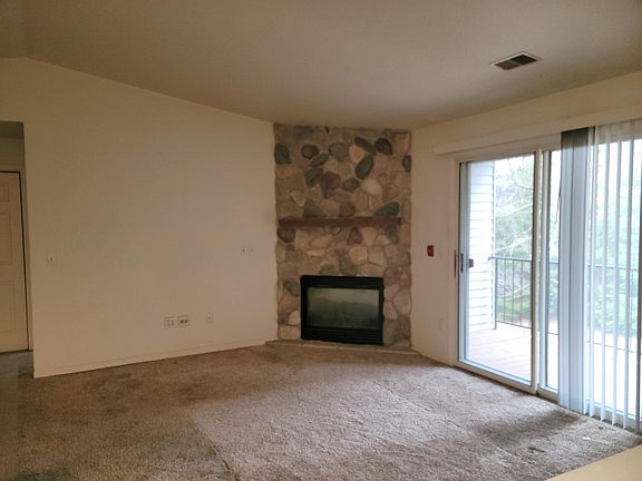 3rd image of 1203 N Sunnyslope Dr