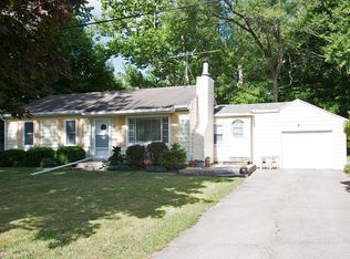 10632 Oakland Dr, Portage, MI 49024