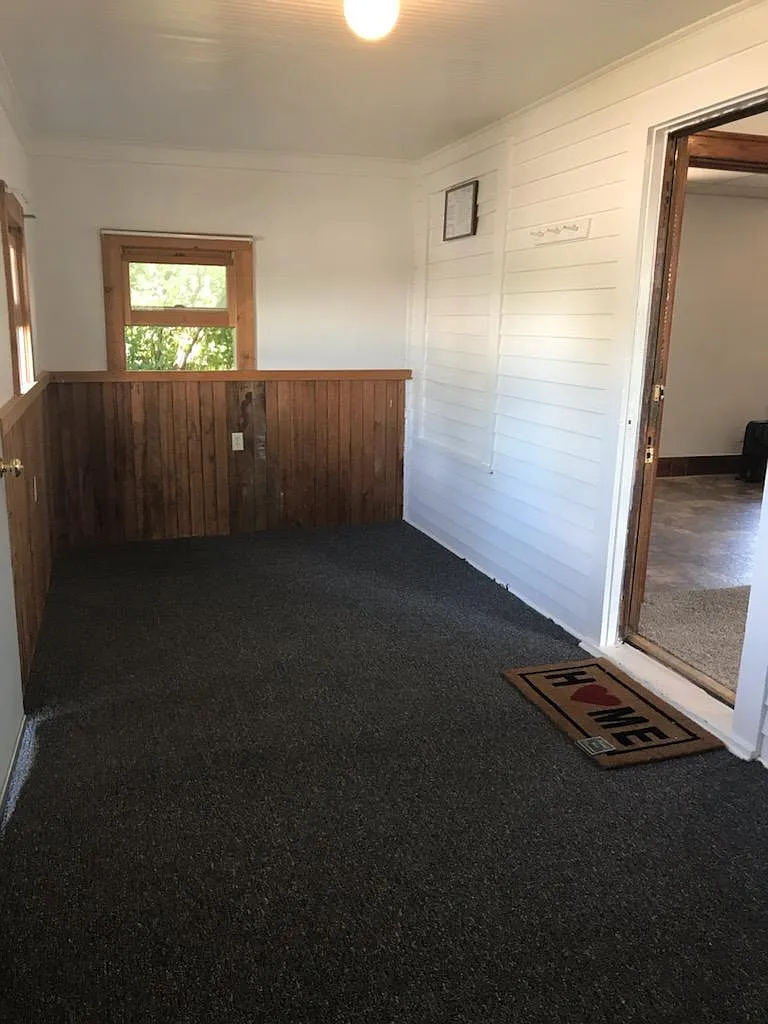 4 bed, 2500 sqft, $995 — Photo 4