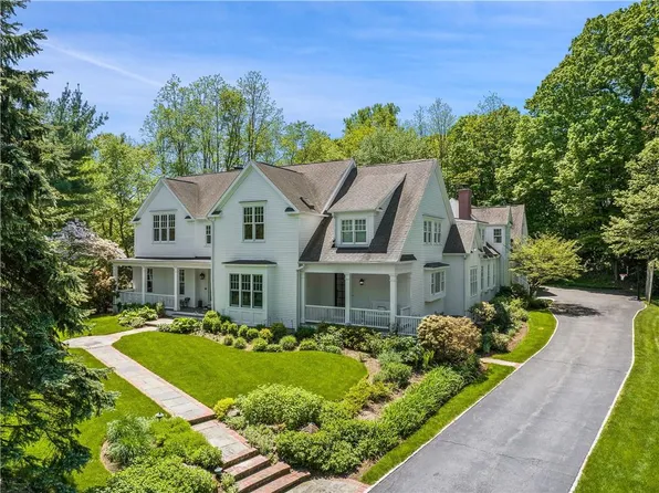 369 Whippoorwill Road, Chappaqua, NY 10514