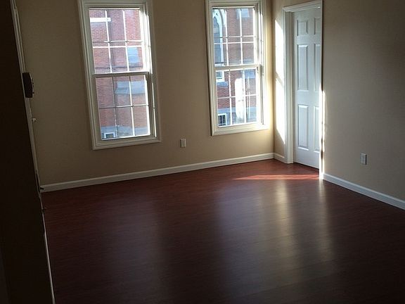 3rd image of 60 Congress St #1