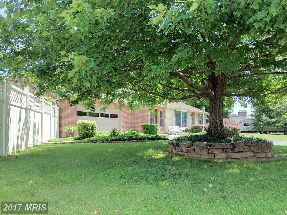 2nd image of 102 Crider Ave