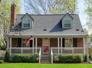 517 Eline Ave, Saint Matthews, KY 40207