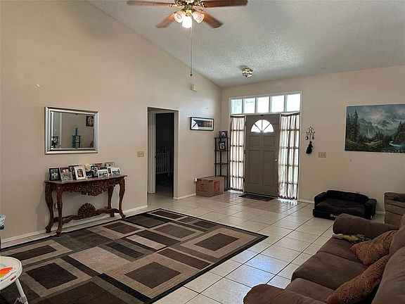 4th image of 745 Minerva Ln