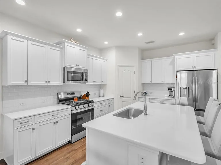 10108 Hammock Brook Dr — Photo 10