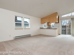 2406 NW 61st St APT 302, Seattle, WA 98107