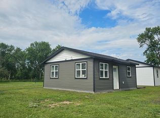 201 10th Ave SE, Pipestone, MN 56164
