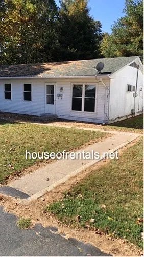119 N Olive St — Photo 1