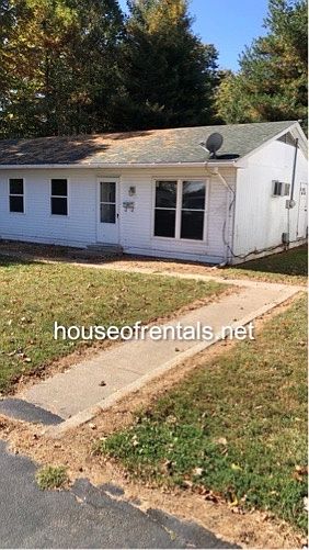 1st image of 119 N Olive St