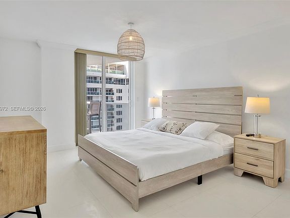3rd image of 2401 Collins Ave APT 1805