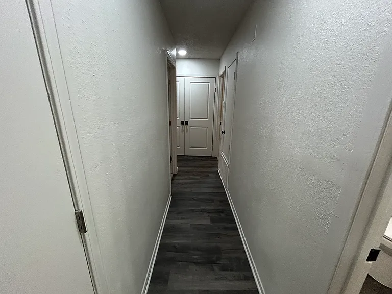 1115 N Narcissus Ave — Photo 7