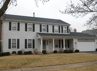 4005 Mitchell Dr, Arlington Heights, IL 60004