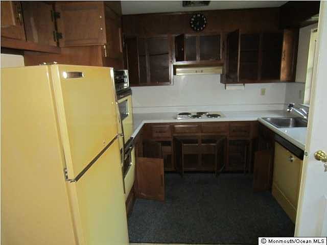 2nd image of 103 Buckingham Drive #A