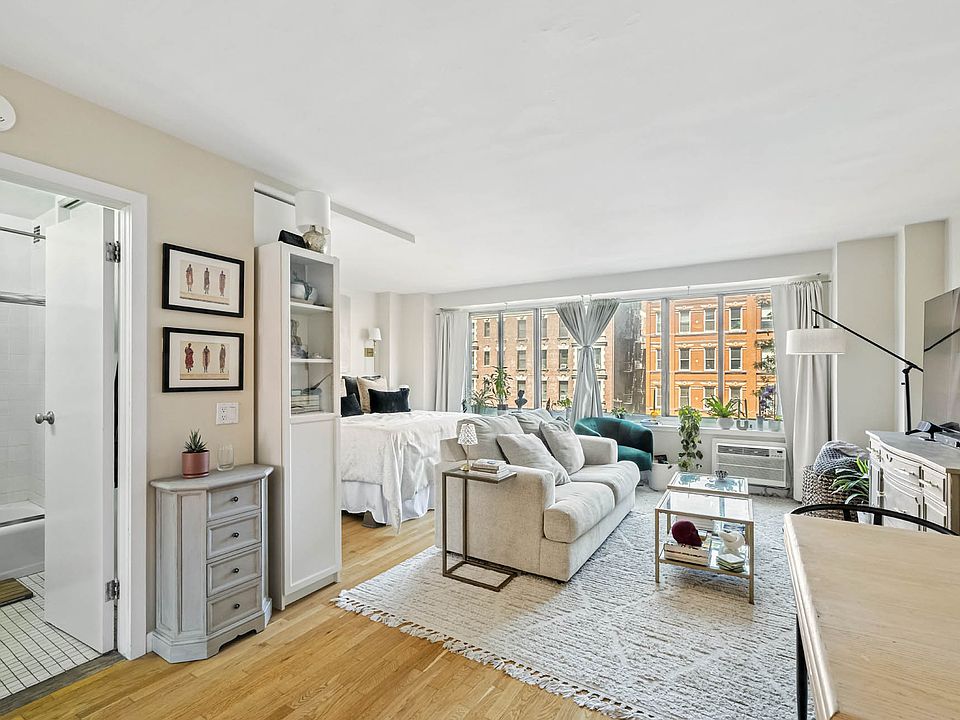 1st image of 400 Central Park W APT 4F