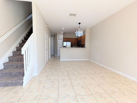 4th image of 1416 NW 34th Way