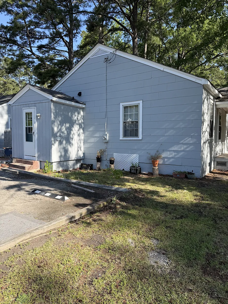 Building Photo - 3885 McWhorter St