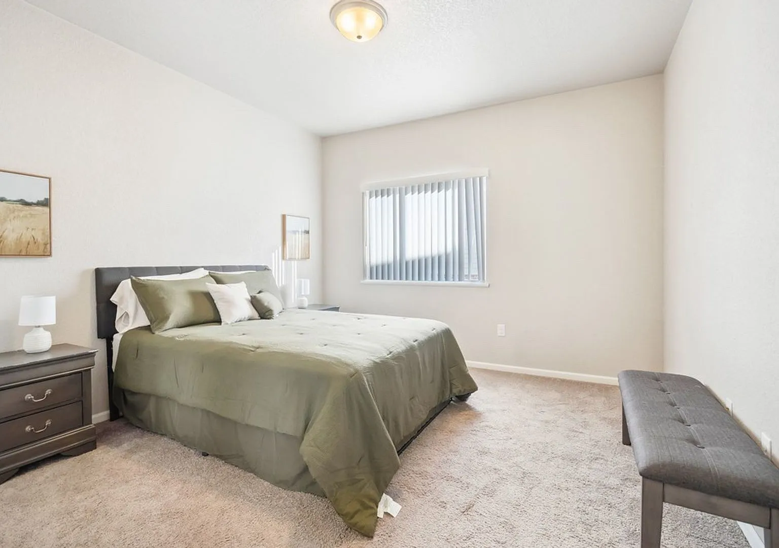2 bed, 1054 sqft, $1,313 — Photo 4