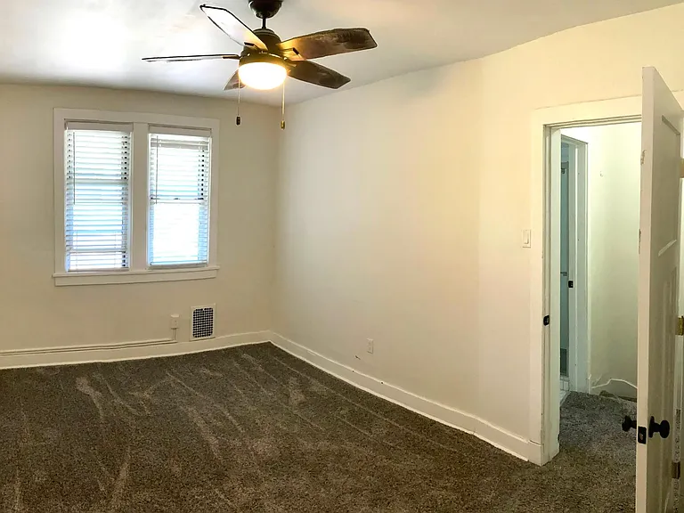 5486 Hays St — Photo 11