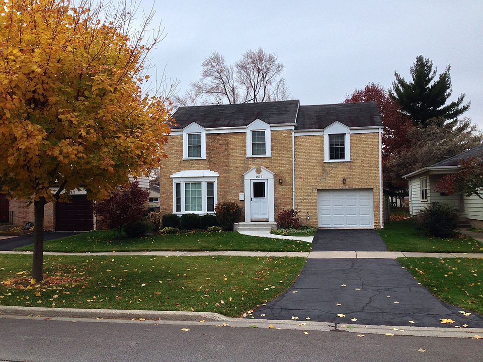 1st image of 1619 W Oakton St