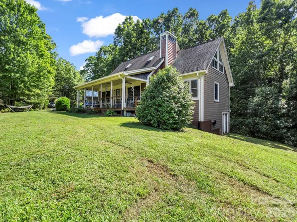 382 First Broad Dr, Bostic, NC 28018