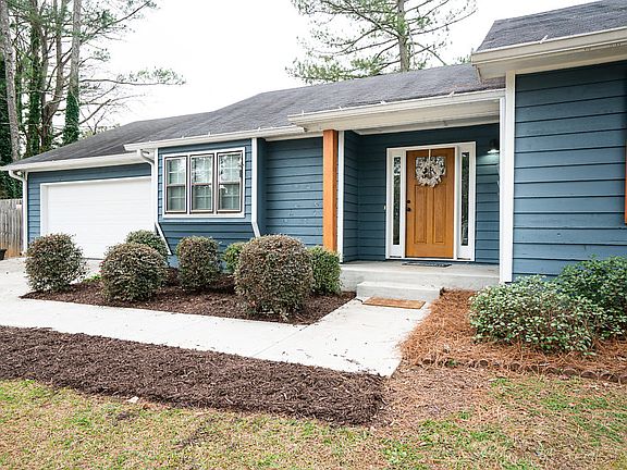 3rd image of 4205 Meadow Ct