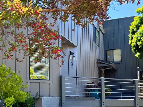 401-405 Marine St #401 Photo 1