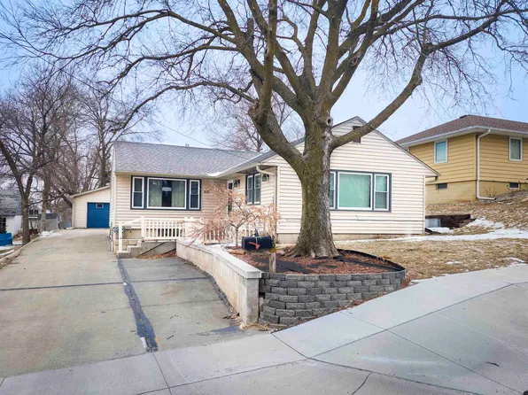 820 E Sherman St, West Point, NE 68788