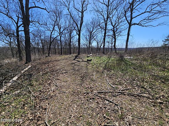 3rd image of 72 Elk Springs Rd