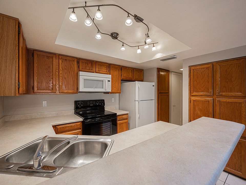 1st image of 1432 W Emerald Ave Unit 723