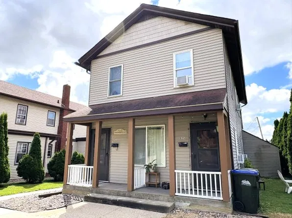 625 1/2 E Davenport St, Iowa City, IA 52245