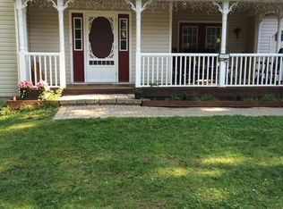 18 Mossy Ln, Saylorsburg, PA 18353